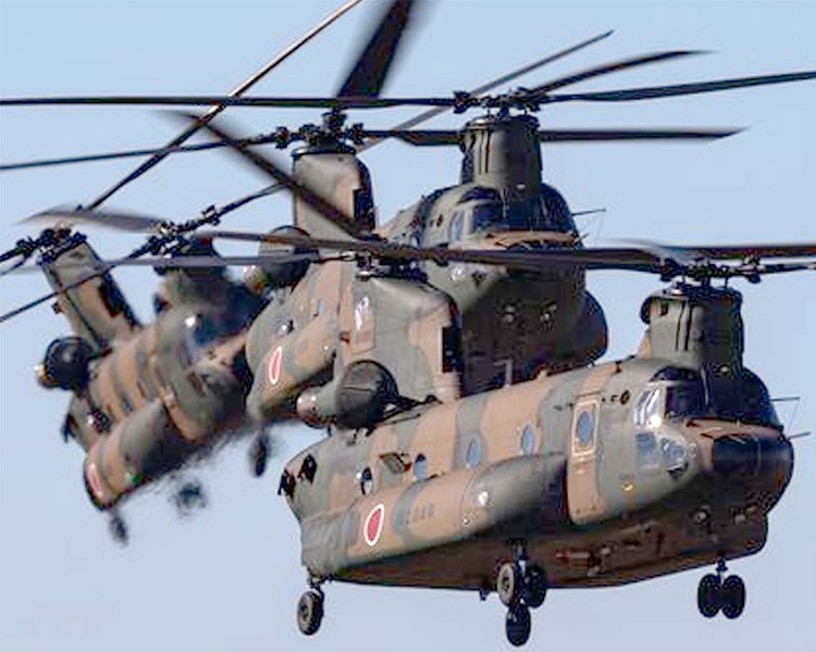 1/72 Japanese Boeing Chinook CH-47J helicopter