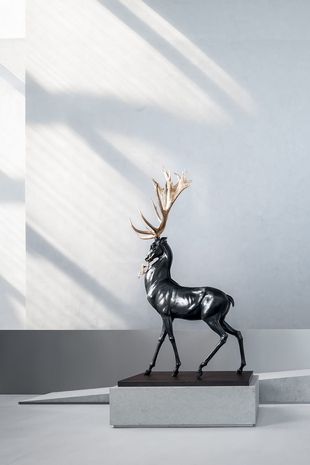 Residence Mock Up Decoration Bronze Statue Deer Sculpture