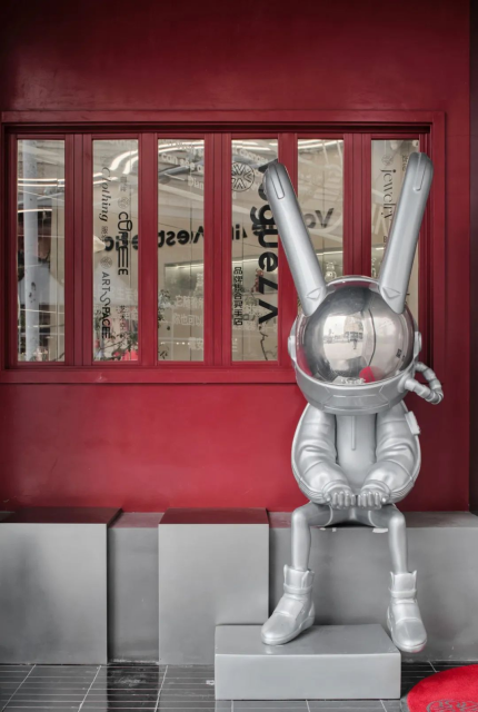 Fiberglass Cartoon Sculpture