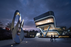Mirror Polished Outdoor Modern Metal Sculpture