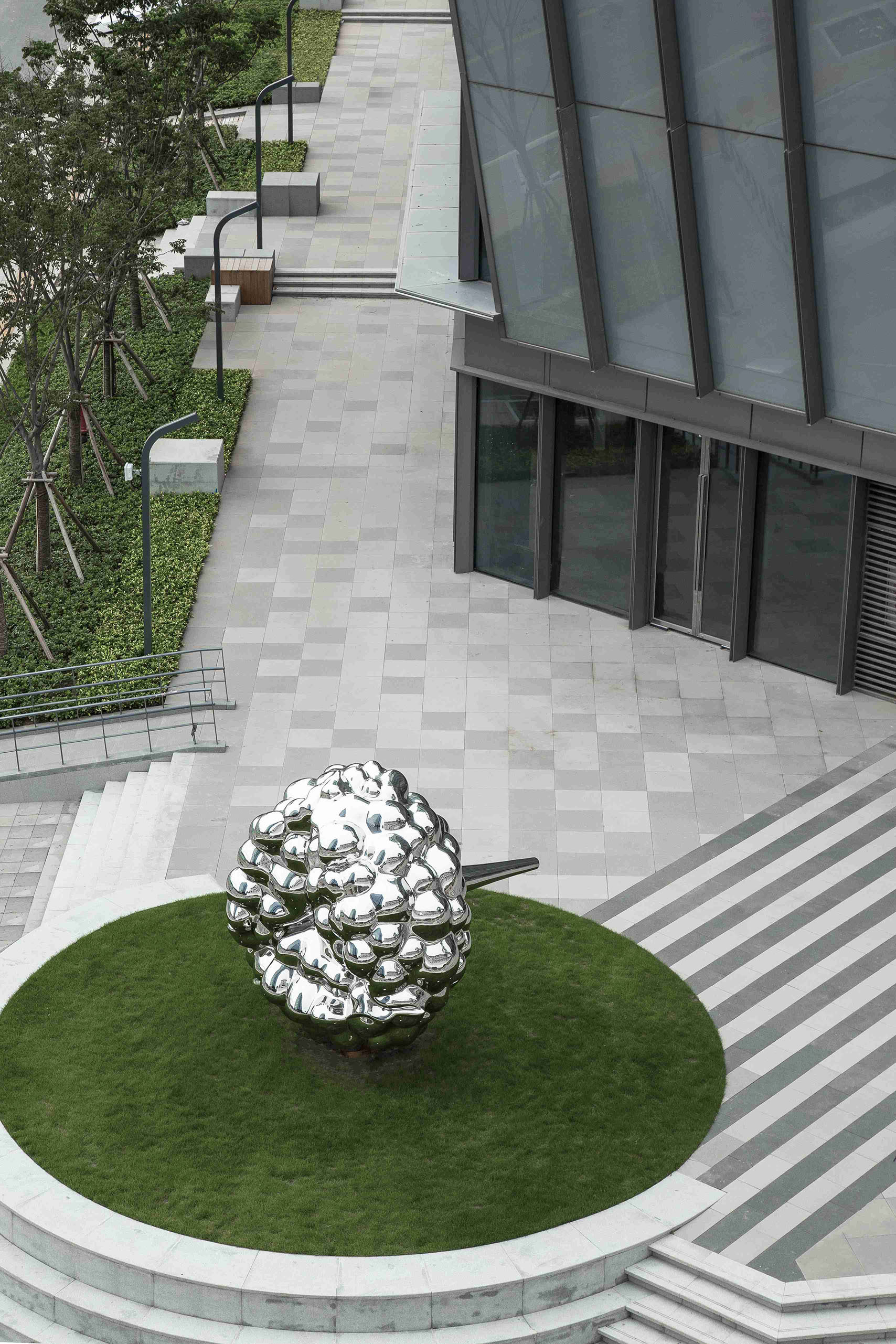 Mirror Polished Outdoor Modern Metal Sculpture