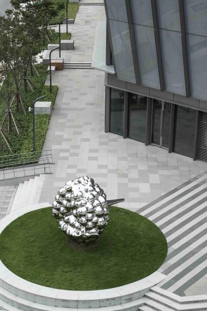 Mirror Polished Outdoor Modern Metal Sculpture
