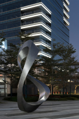 Mirror Polished Outdoor Modern Metal Sculpture