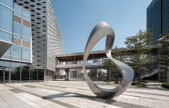 Mirror Polished Outdoor Modern Metal Sculpture