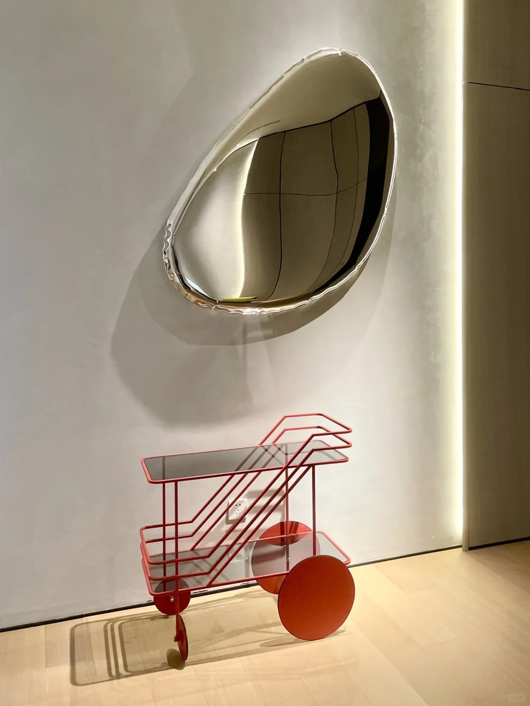 Stone-shaped Metal Wall Art Sculpture