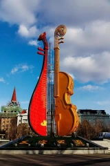 Public Art Metal  Musical Instrument Sculpture