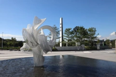White Modern Metal Art Sculpture For Outdoor