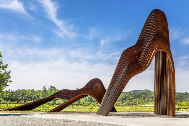 Modern Painted Metal Moutian Sculpture For Public