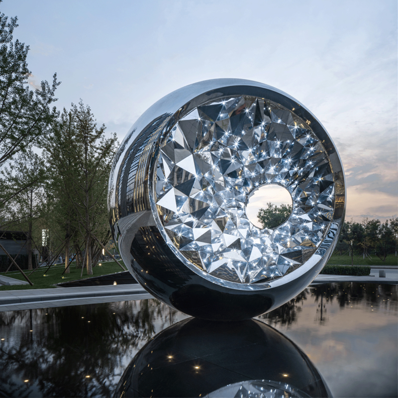 Stainless Steel Modern Outdoor Diamondshine Sculpture Supplier