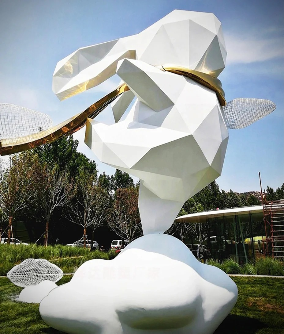 Modern Metal Rabbit Art Sculpture For Outdoor Decor