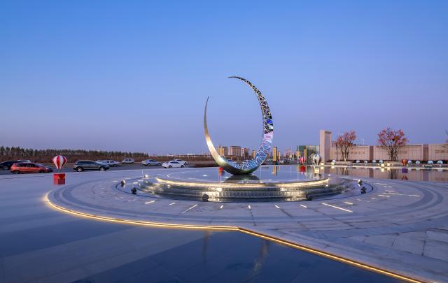 Large Stainless Steel Moon Landscape Sculpture For Public