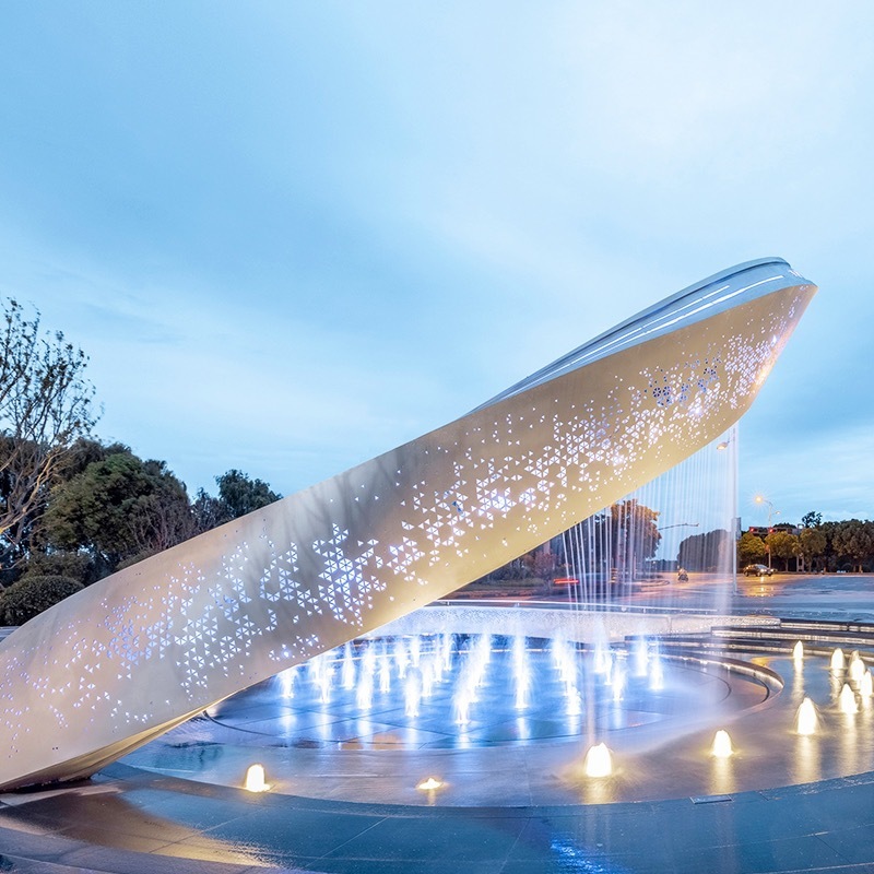 Creative Magic Ring Public Art Sculpture for Immersive Community