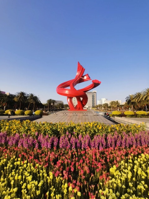 Urban Landscape Metal Red Ribbons Art Sculpture