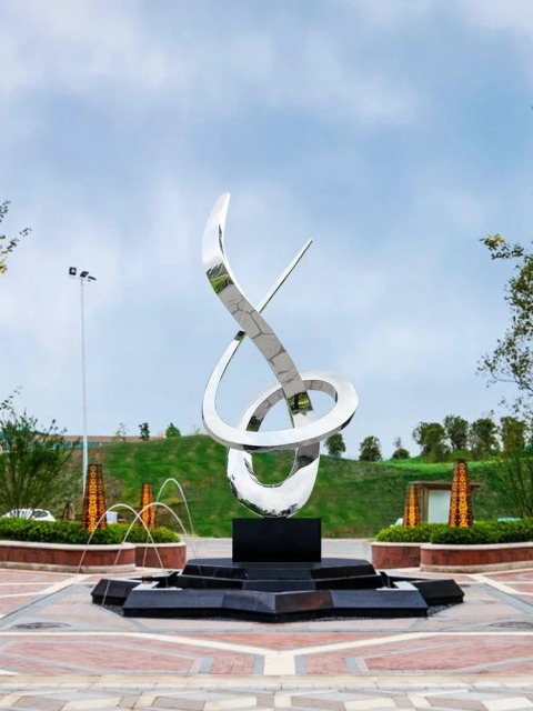 Outdoor Mirror Polished Stainless Steel Abstract Sculpture