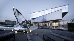 Modern Mirrored Landscape Art Sculpture
