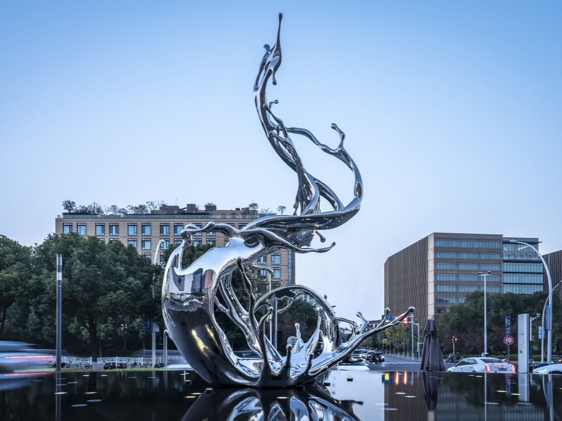Abstract Mirror Polished Stainless Steel Wave Art Sculpture