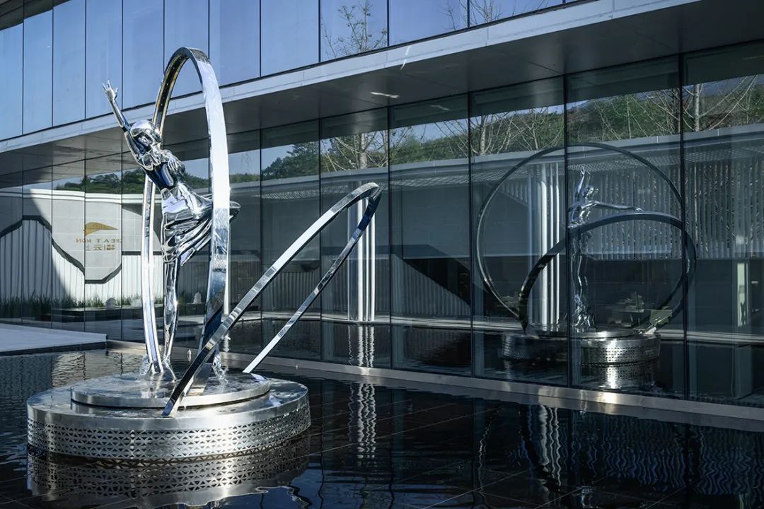 Polished Stainless Steel Woman Statue Modern Dancer Sculpture