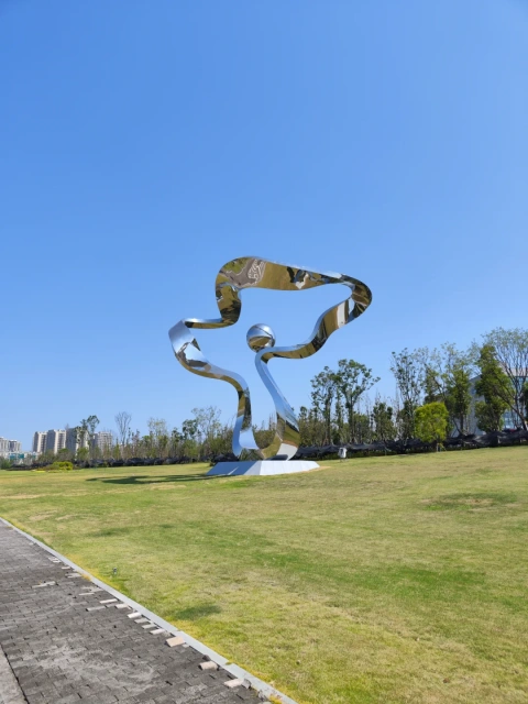 Modern Garden Abstract Stainless Steel Ribbon Sculpture