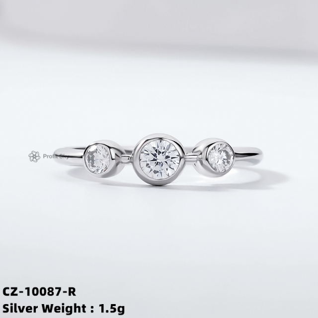 Zirconia Starburst Ring - Sterling Silver