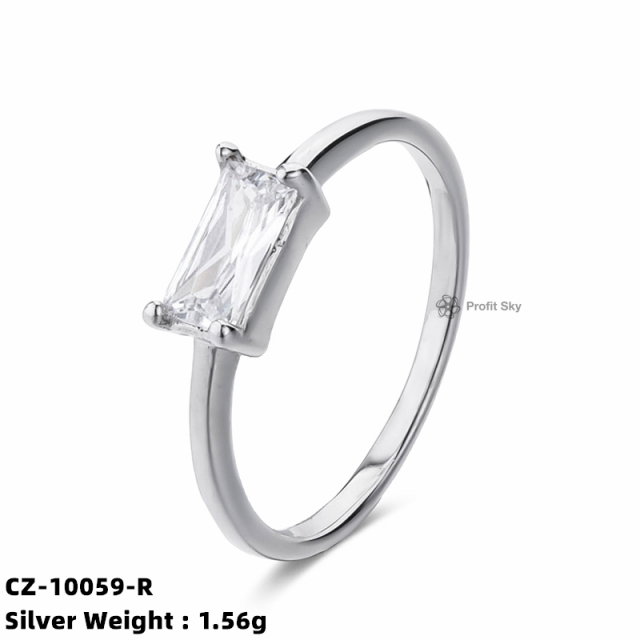 Vintage-Inspired Zirconia Silver Ring