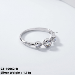 Vintage-Inspired Zirconia Silver Ring