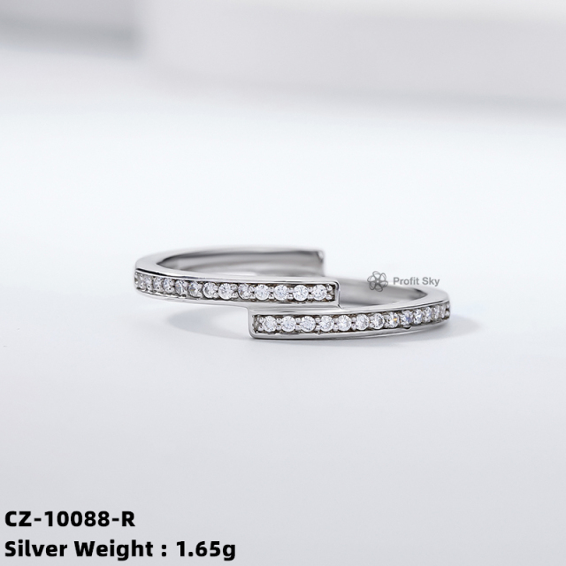 Zirconia Twist Band Ring - Sterling Silver