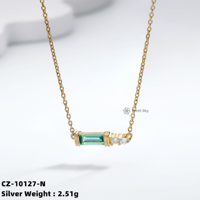 Square Brilliance: Sterling Silver Necklace with Zirconia Sparkle