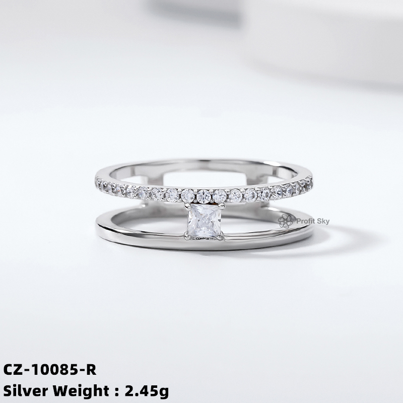 Zirconia Infinity Knot Ring - Sterling Silver