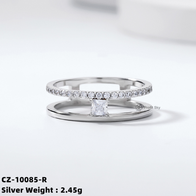 Zirconia Infinity Knot Ring - Sterling Silver