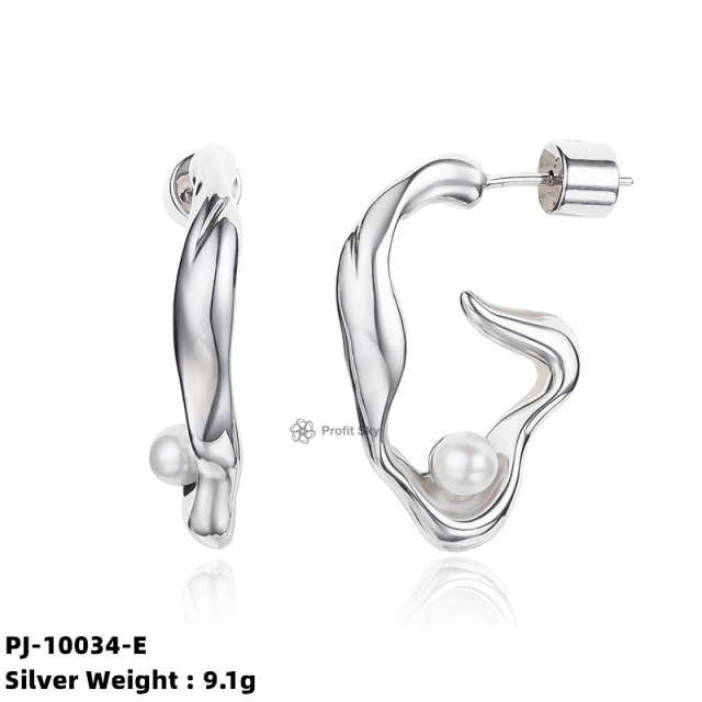 Boho Chic Delight: Silver Hoop Earrings with Cultured Pearl Drops
