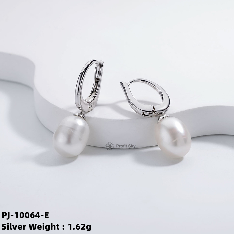 Timeless Treasures: Vintage Style Silver Pearl Earrings