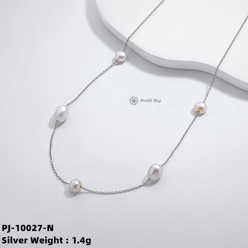 Ocean's Luster: Freshwater Pearl and Silver Necklace