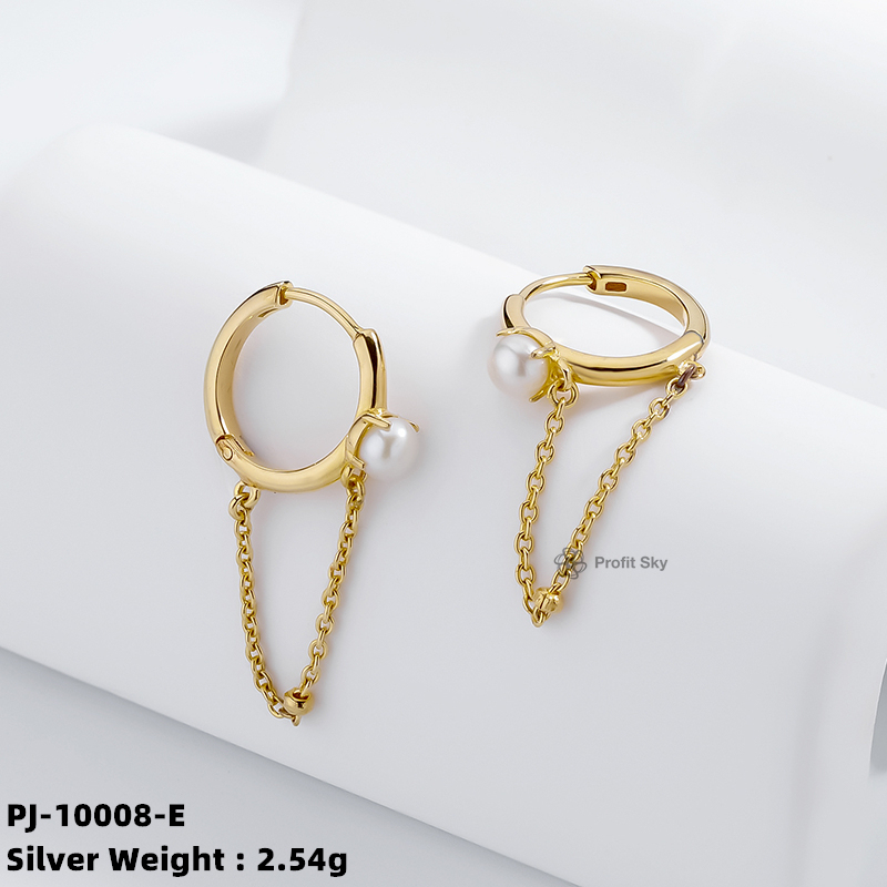 Timeless Elegance: Sterling Silver and Freshwater Pearl Drop Earrings