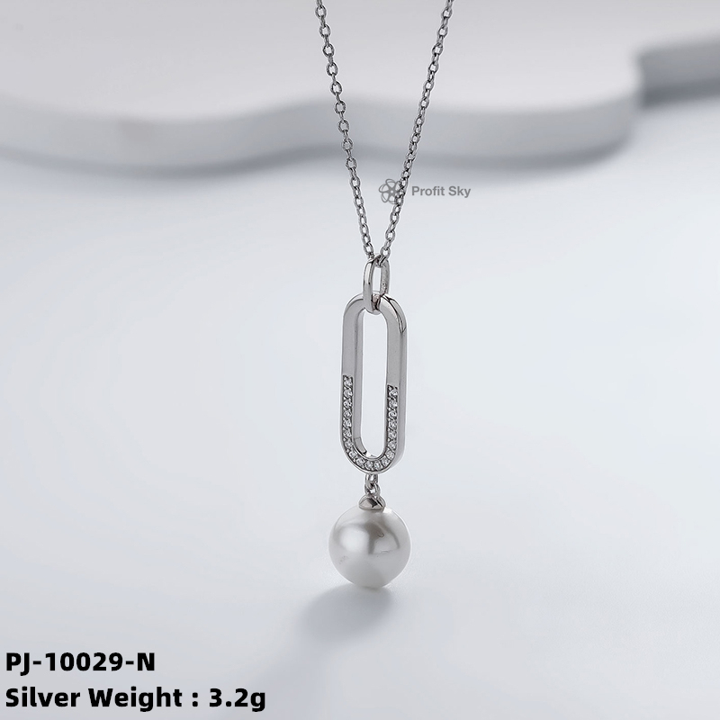 Pearl Perfection: Handcrafted Sterling Silver Necklace