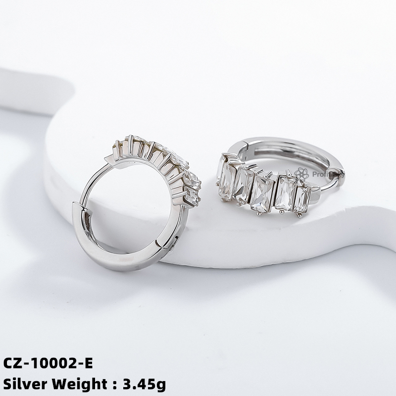 Timeless Silver Studs Earrings