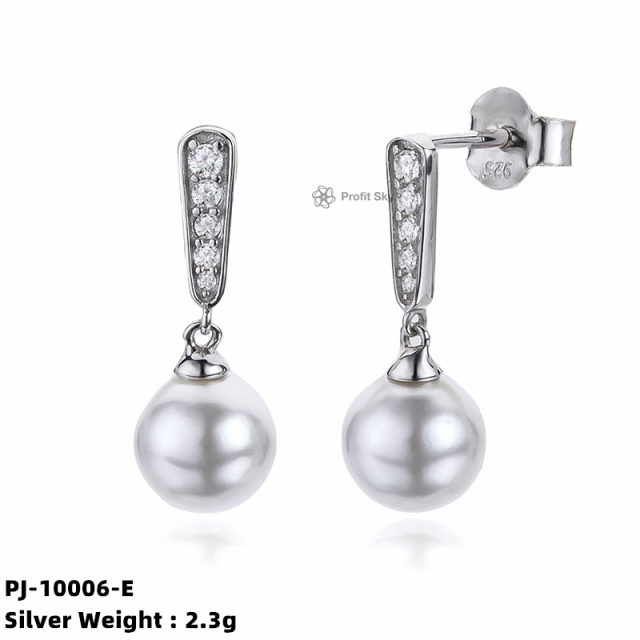 Timeless Elegance: Sterling Silver and Freshwater Pearl Drop Earrings