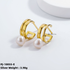 Contemporary Sophistication: Modern Silver Pearl Studs Earrings