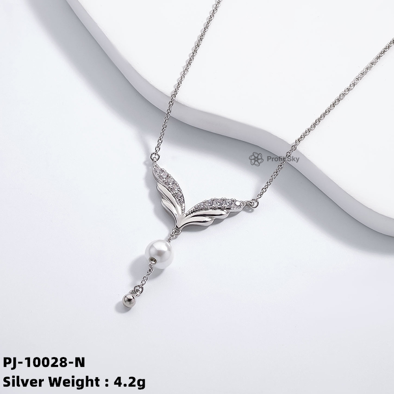 Pearl Perfection: Handcrafted Sterling Silver Necklace