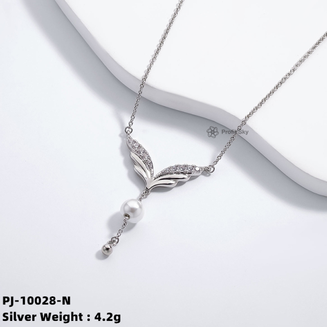 Pearl Perfection: Handcrafted Sterling Silver Necklace