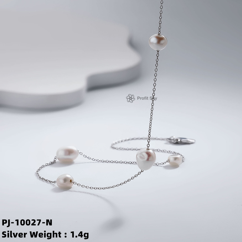 Graceful Simplicity: Minimalist Silver and Pearl Necklace