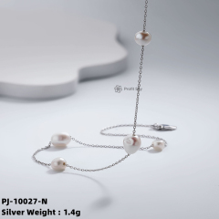 Graceful Simplicity: Minimalist Silver and Pearl Necklace