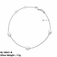 Pearl and Sterling Silver Beaded Bracelet