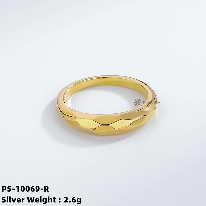 Ethical Luxury: Sustainable Silver Ring
