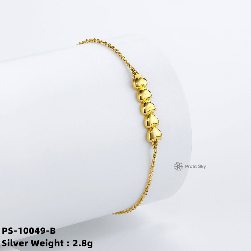Minimalist Beauty: Sleek Silver Cuff Bracelet