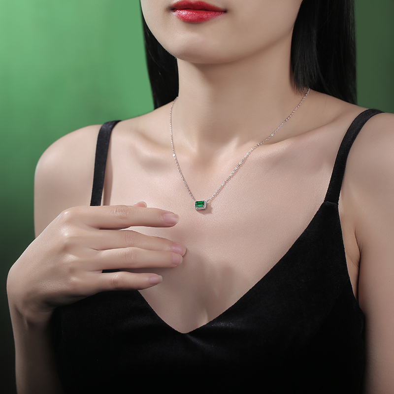 Emerald-Cut Aquamarine Silver Pendant