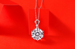 Customizable Moissanite Diamond Pendant Jewelry