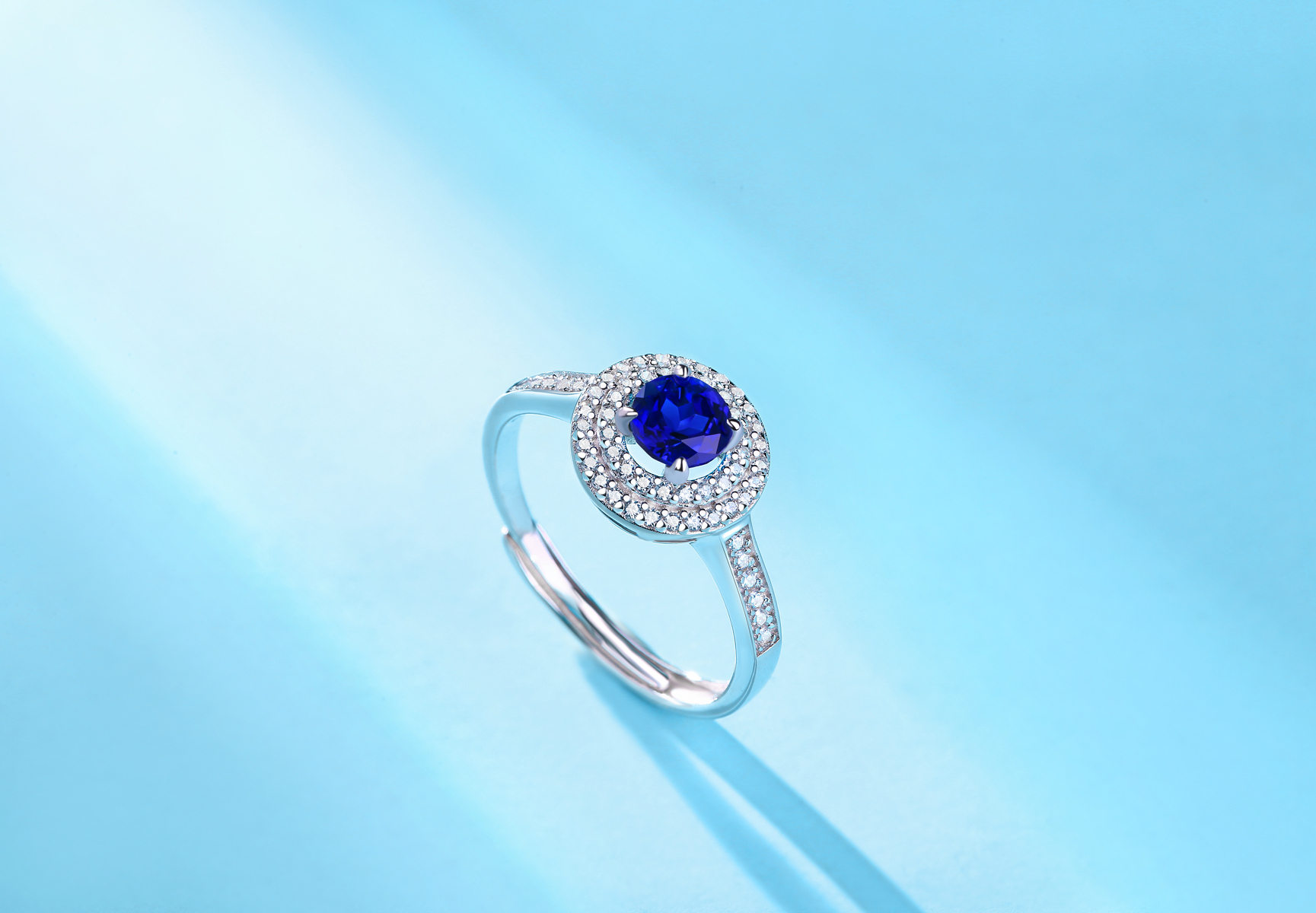 Sapphire and Silver Art Deco Ring