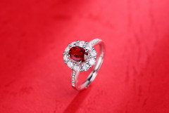 Garnet and Filigree Silver Vintage Ring