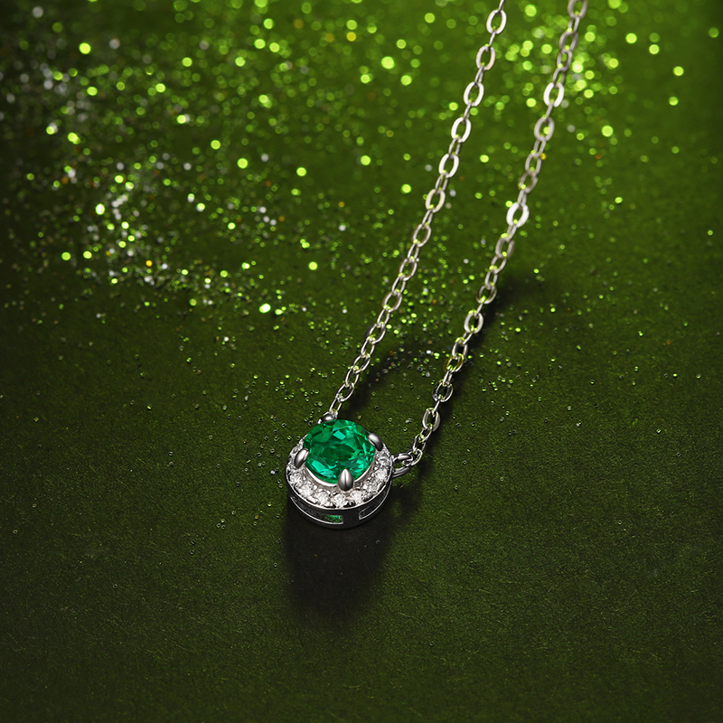 Turquoise and Silver Southwest Style Necklace