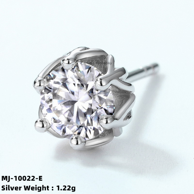Dainty Moissanite Studs Earrings for Everyday Glam